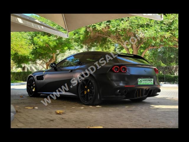 2020 فيراري جي تي سي 4 لوسو