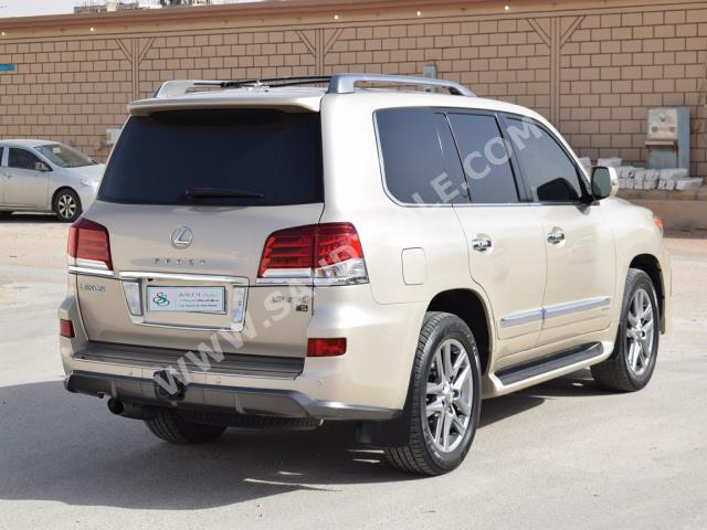 2015 Lexus LX 570 S