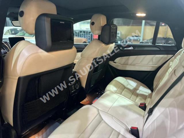 2016 مرسيدس - بنز جي إل إي 63 أي إم جي