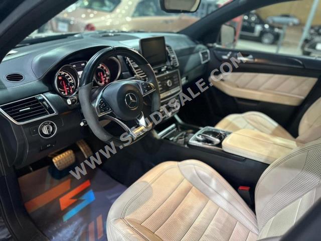 2016 مرسيدس - بنز جي إل إي 63 أي إم جي