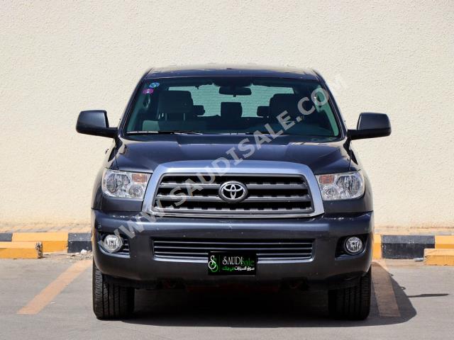 2014 تويوتا سكويا اس ار 5