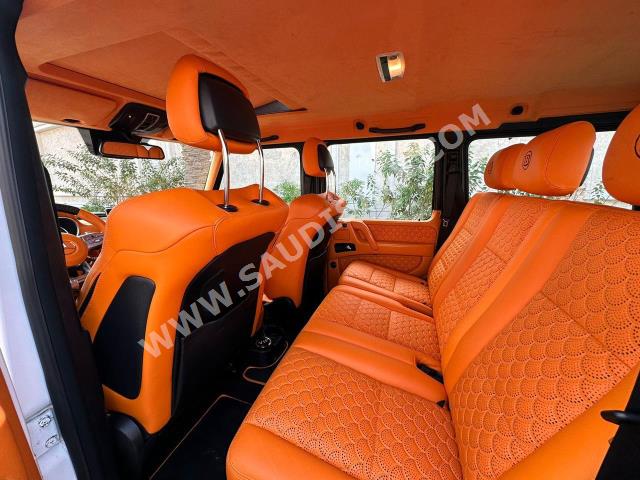 2017 مرسيدس - بنز جي 500 4×4