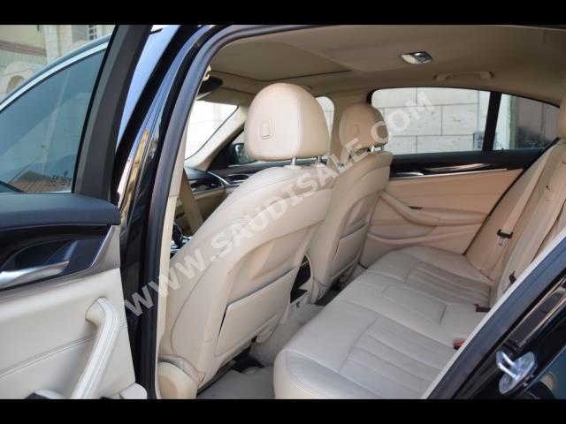 2018 بي ام دبليو الفئة الخامسة 520 أي إم كت