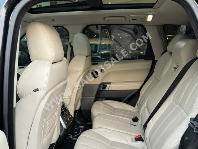 2014 لاند روفر رينج روفر سبورت اتش اس اي