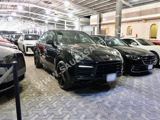 2022 بورش كايين جي تي اس