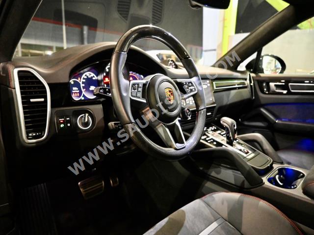 2022 بورش كايين جي تي اس