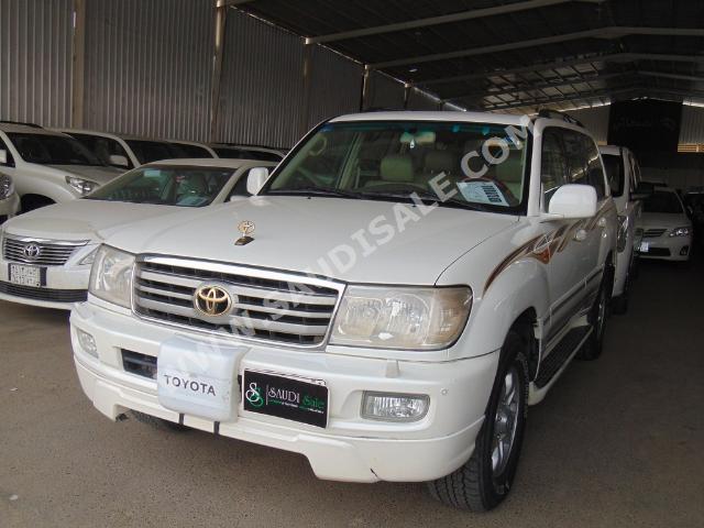 2006 تويوتا لاند كروزر في اكس ار