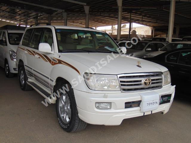 2006 تويوتا لاند كروزر في اكس ار