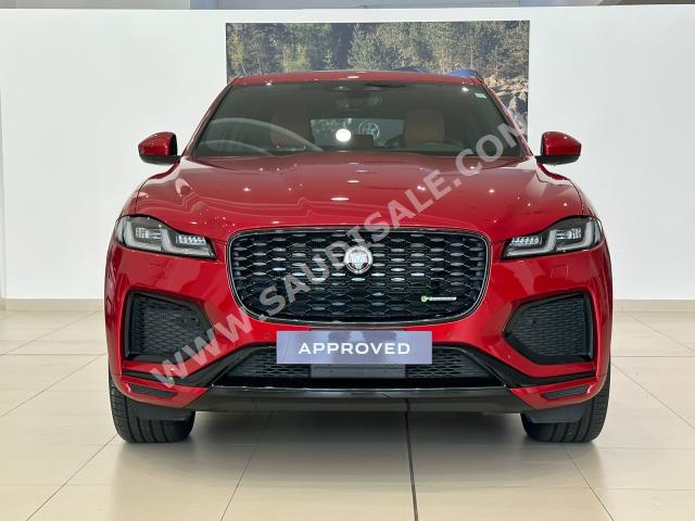 2022 جاكوار اف-بيس