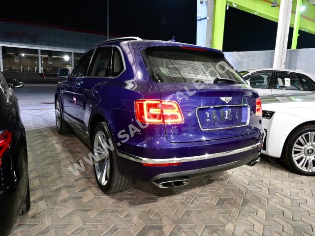 2018 بنتلي بنتايجا