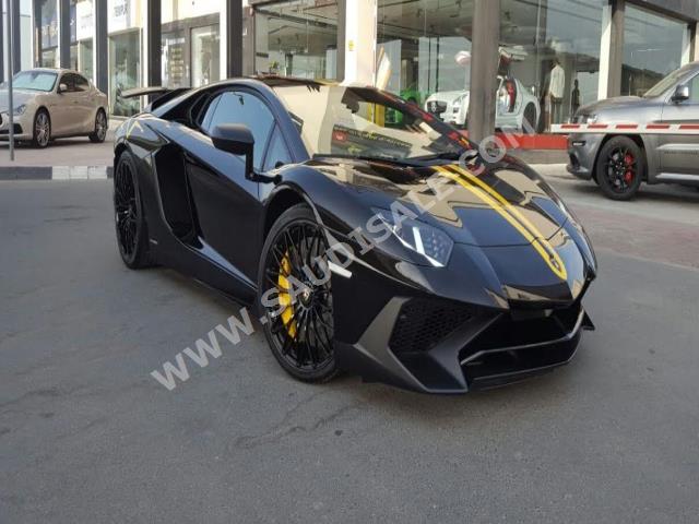 2017 Lamborghini Aventador SV
