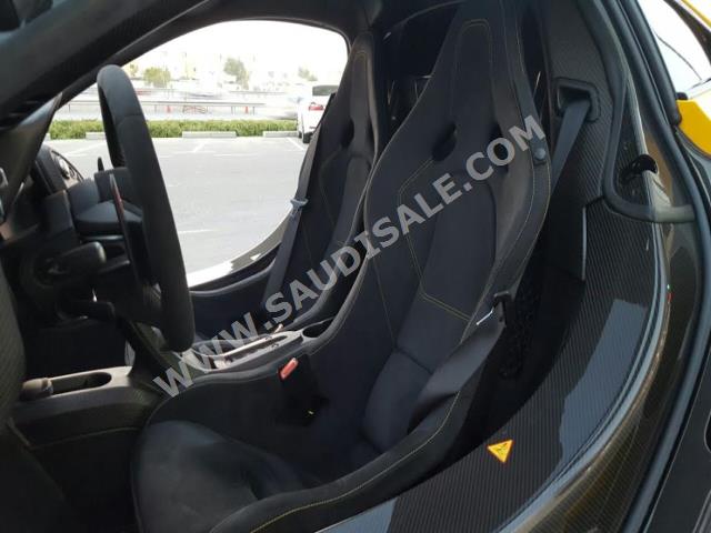 2017 Lamborghini Aventador SV