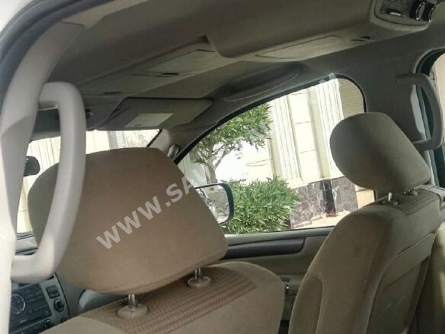 2012 نيسان ارمادا اس اي