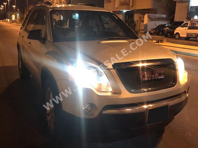 2012 جي ام سي اكاديا