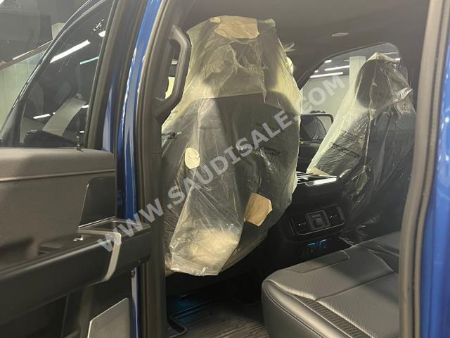 2022 فورد اف 150 رابتور