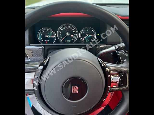 2021 رولز رويس كولينان بلاك بادج