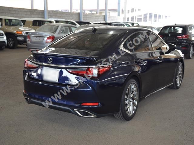 2021 Lexus ES 350 DD