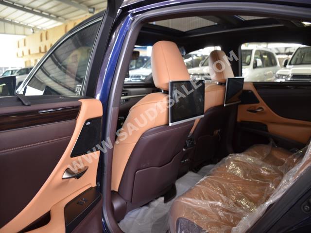 2021 Lexus ES 350 DD