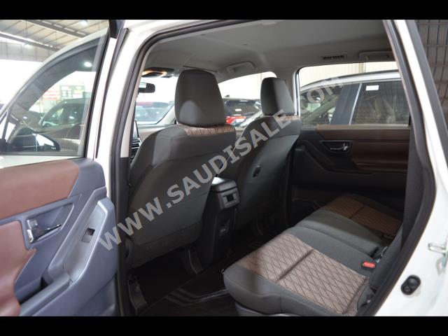 2024 تويوتا ان نوفا