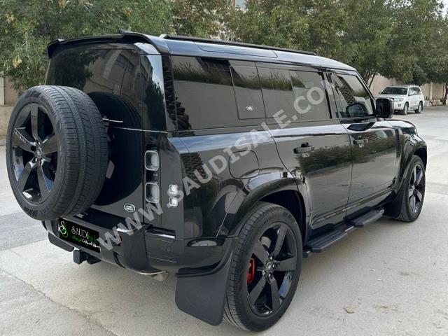 2023 لاند روفر ديفيندر اكس