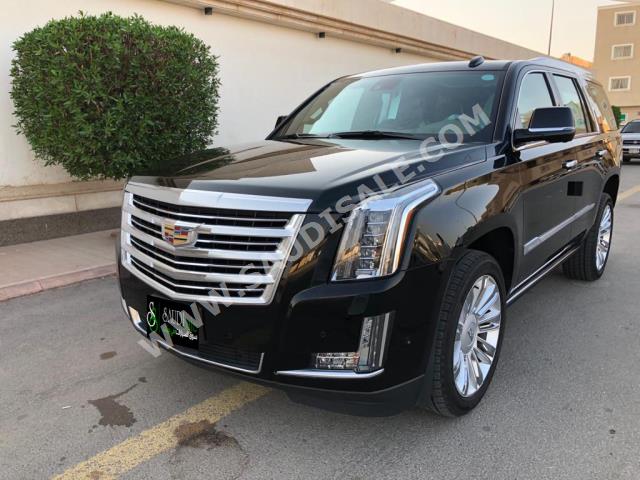 2020 Cadillac Escalade Platinum