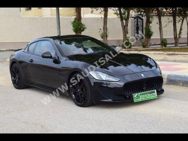 2013 مازيراتي جرانتوريزمو اس