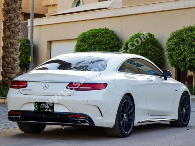 2015 مرسيدس - بنز إس 63 كوبيه