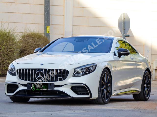 2015 مرسيدس - بنز إس 63 كوبيه