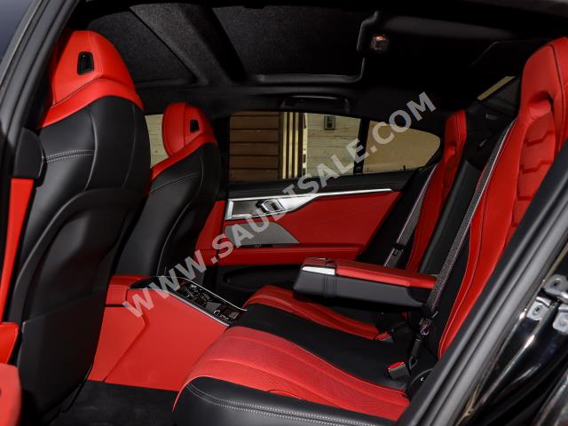 2024 بي ام دبليو الفئة الثامنة 840 إم