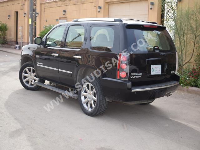 2009 GMC Yukon Denali