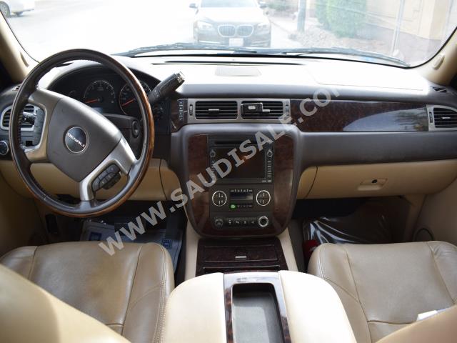 2009 GMC Yukon Denali