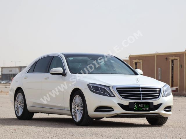 2016 مرسيدس - بنز إس 400