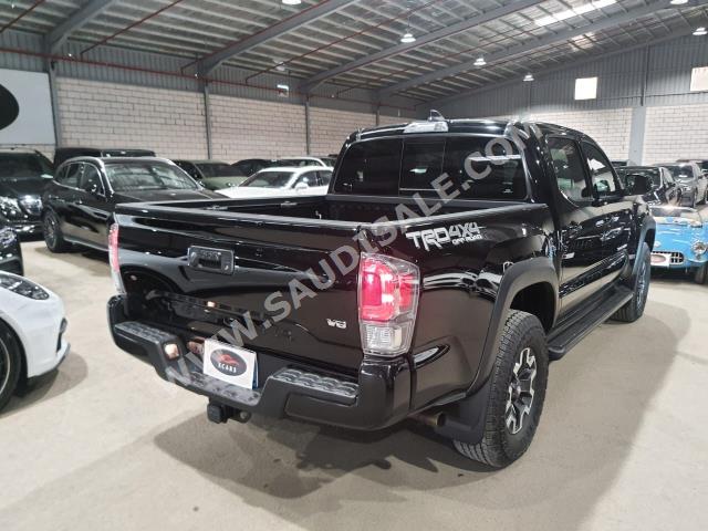 2022 تويوتا تاكوما تي ار دي