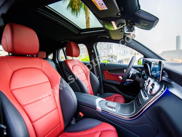 2022 Mercedes-Benz GLC 200
