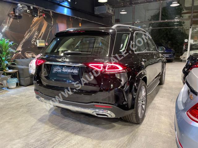 2022 مرسيدس - بنز جي إل إي 450 أي إم جي