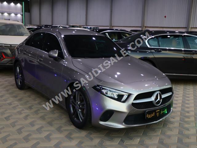 2020 مرسيدس - بنز أي 200