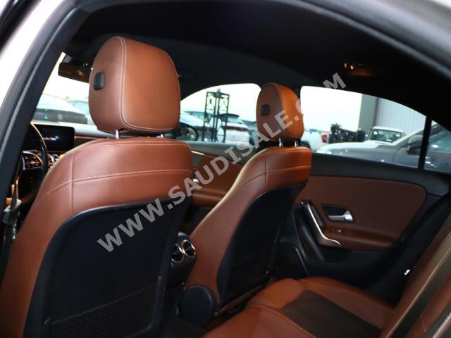 2020 مرسيدس - بنز أي 200