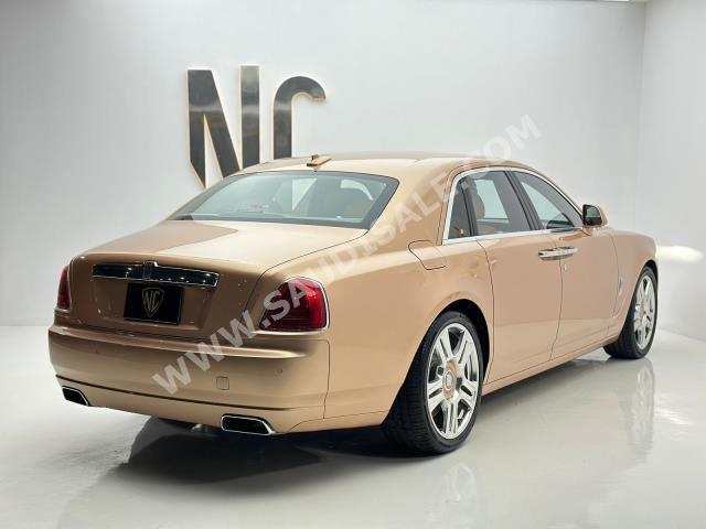 2016 رولز رويس قوست