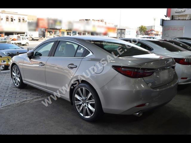 2023 مازدا مازدا 6