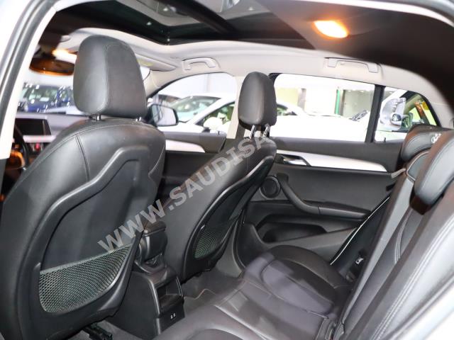 2021 بي ام دبليو الفئة اكس 2