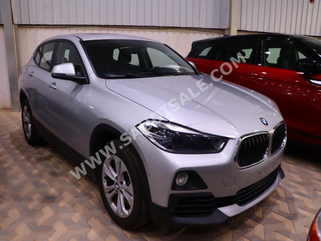 2021 بي ام دبليو الفئة اكس 2