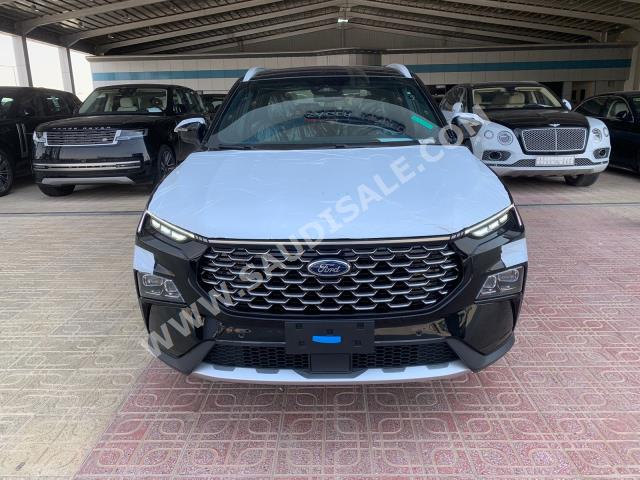 2024 فورد تيريتوري تيتانيوم بلس