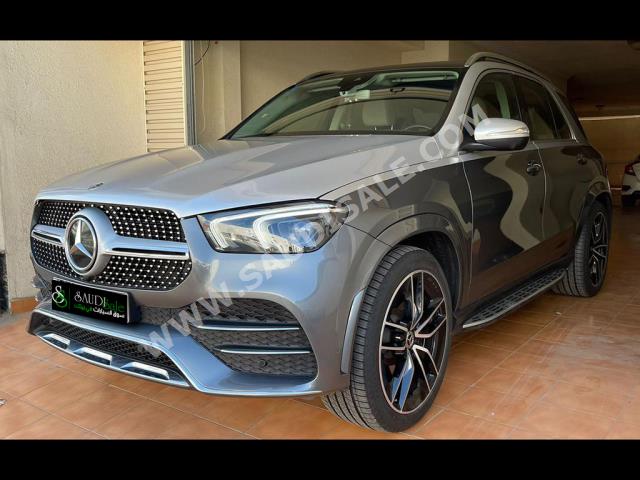 2019 مرسيدس - بنز جي إل إي 450 أي إم جي