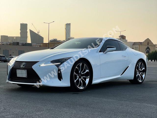 2018 لكزس إل سي 500