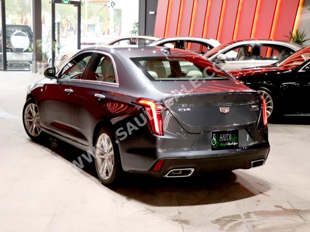 2021 كاديلاك سي تي 4