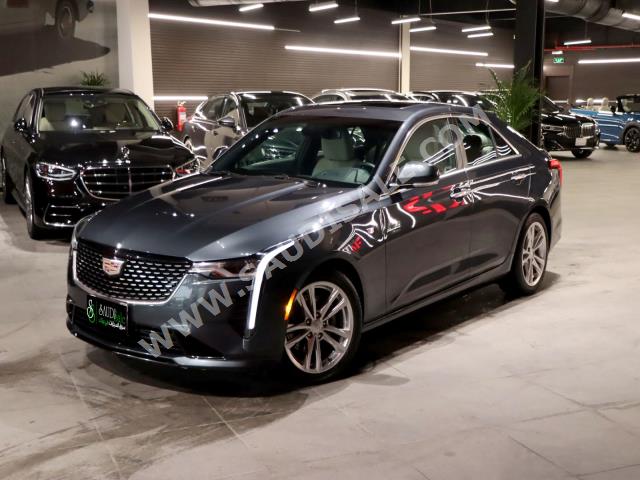 2021 كاديلاك سي تي 4