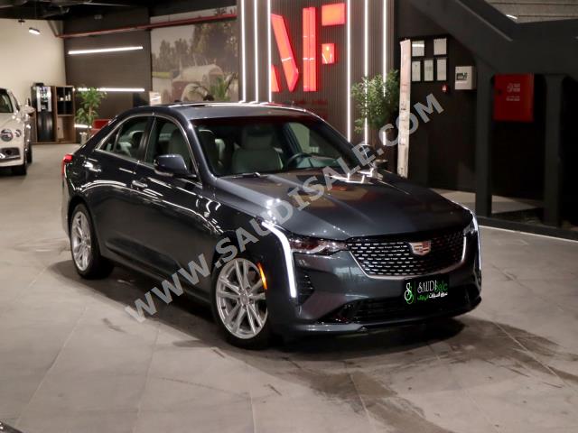 2021 كاديلاك سي تي 4