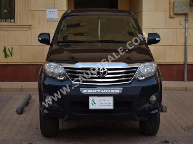 2015 Toyota Fortuner GX