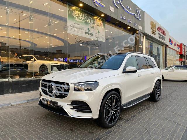 2023 مرسيدس - بنز جي إل إس 450