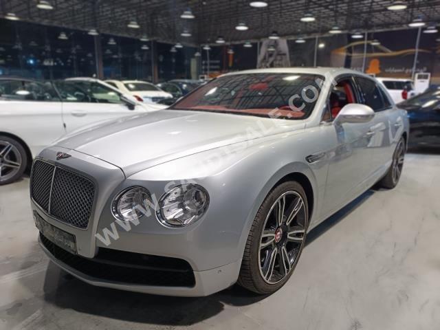 2015 بنتلي كونتيننتل فلاينج سبير